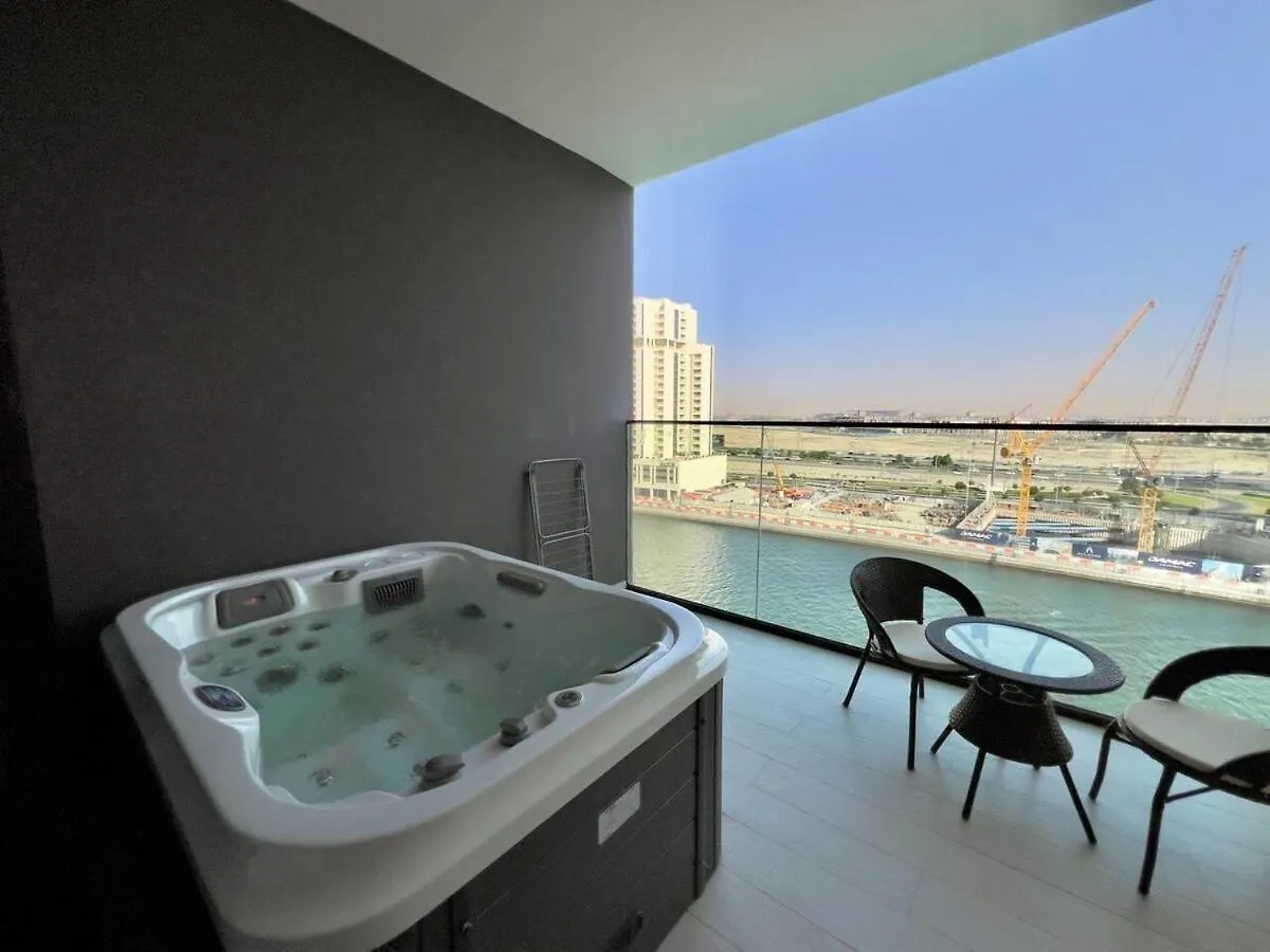 Appartement Modern Canal-View Studio Dubaï
